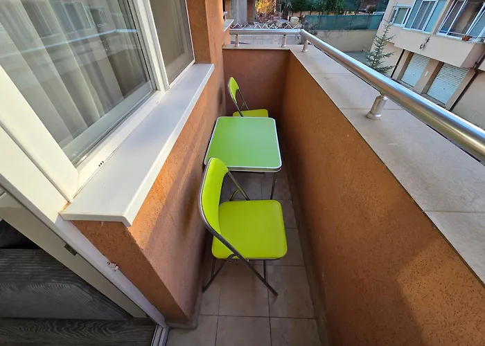 アパート Paradise Nbu ソフィア