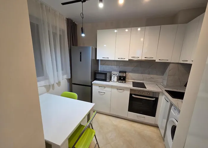 Paradise Nbu アパート *